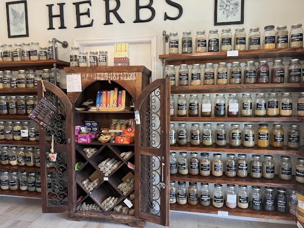 Herbs & Owls | Herb & Tea Shop photo