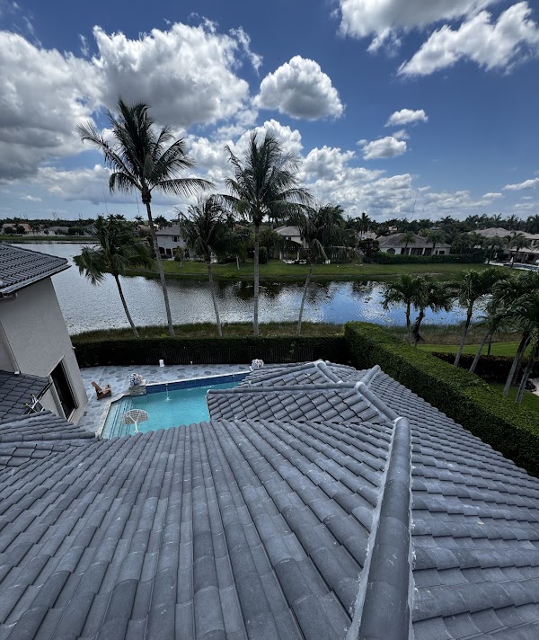 Luxe Builder Group Inc photo