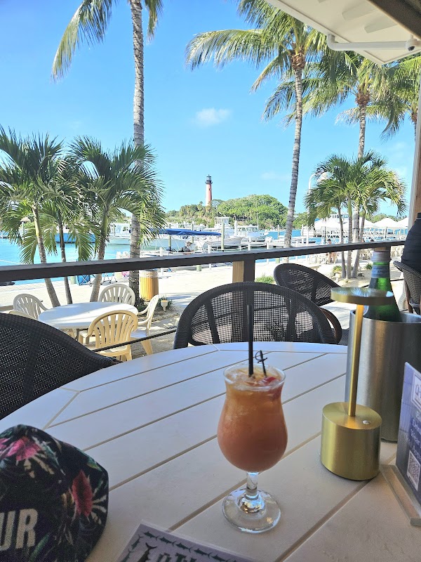 U-Tiki Beach photo