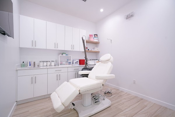 AlluraMD Aesthetics + Wellness photo